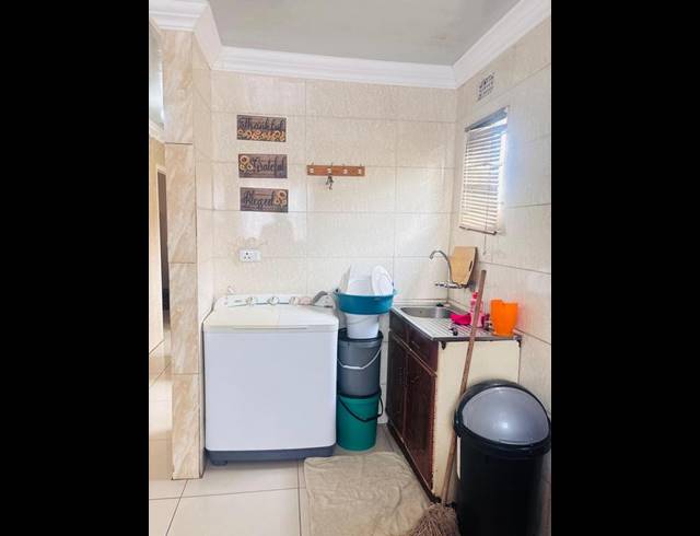 3 BEDROOM HOUSE FOR SALE IN VILLA LIZA